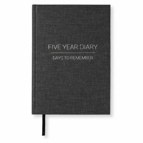 5 year diary A5 Transparent Black 5 vuoden päiväkirja Paperstyle
