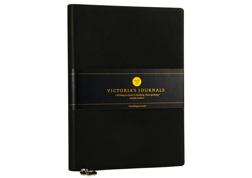 Muistikirja 10,5x14,8 cm/96 lehteä viivallinen pehmeät mustat kannet, Victorias Journals Flexy