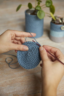 Askartelupakkaus virkkaus ruukunsuojukset