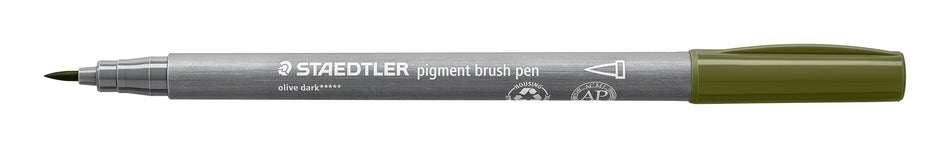 Valokuva tuotteesta Sivellinkynä Staedtler Pigment Arts tumma oliivi, kuuluu tuoteryhmään Taidetarvikkeet.