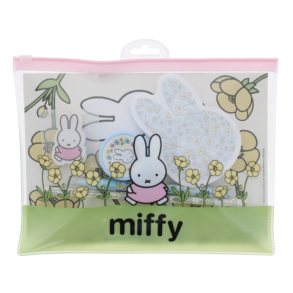 Valokuva tuotteesta Kirjoitussetti Miffy, kuuluu tuoteryhmään Lasten askartelu  ja piirustus.