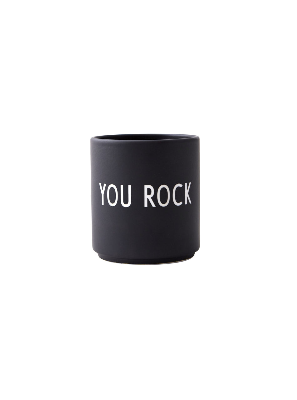 Valokuva tuotteesta Favourite cup You Rock, Design Letters musta, kuuluu tuoteryhmään Sisustus kodin tarvikkeet.