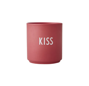 Favourite Cup Kiss Design Letters, punainen
