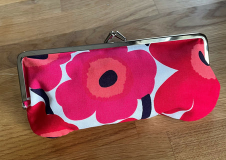 Silmälasikukkaro Marimekko Mini Unikko valkoinen, punainen