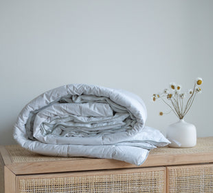 Silkkipeitto Piironki valkoinen 150 x 200 cm