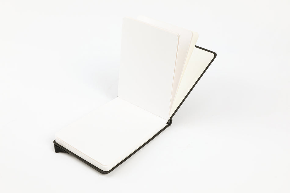 Valokuva tuotteesta Akvarelliluonnoskirja 300g 12x16cm/24 lehteä, kuuluu tuoteryhmään Taidetarvikkeet.