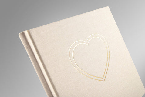 Vieraskirja 18,5x18,5 cm Paperstyle luonnonvalkoinen sydän
