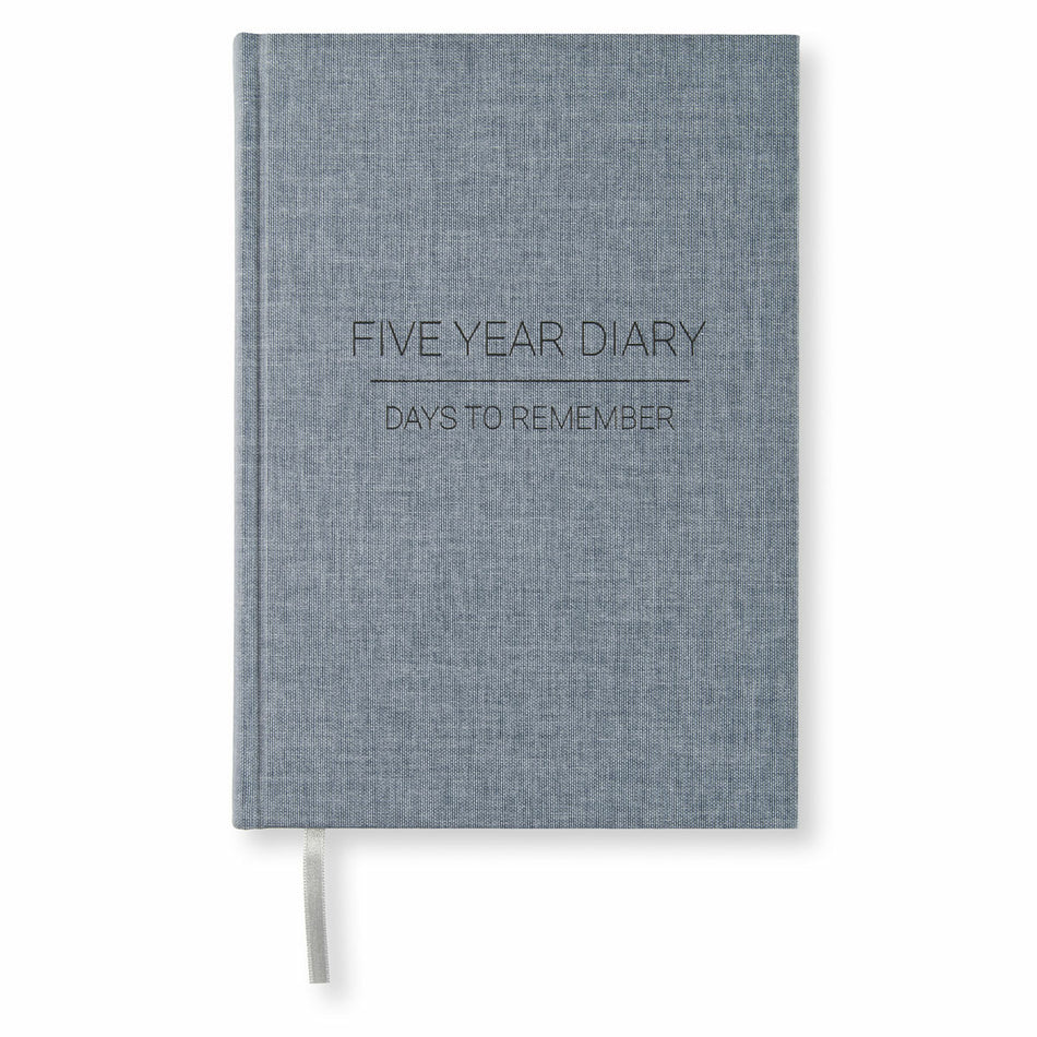 Valokuva tuotteesta 5 year diary A5 Denim 5 vuoden päiväkirja Paperstyle, kuuluu tuoteryhmään Päiväkirjat.