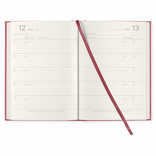 5-års dagbok A5 Red Twist 5 vuoden päiväkirja Paperstyle
