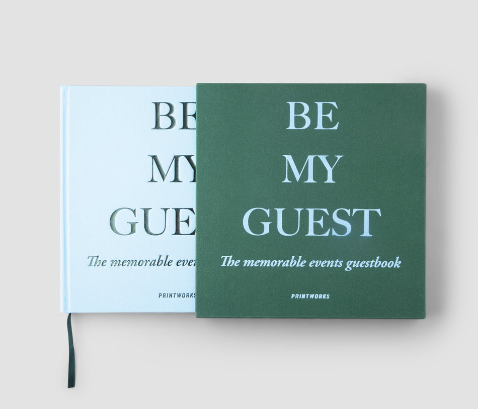 Valokuva tuotteesta Vieraskirja Printworks Guest Book - Green/Blue, kuuluu tuoteryhmään Albumit ja keräily.