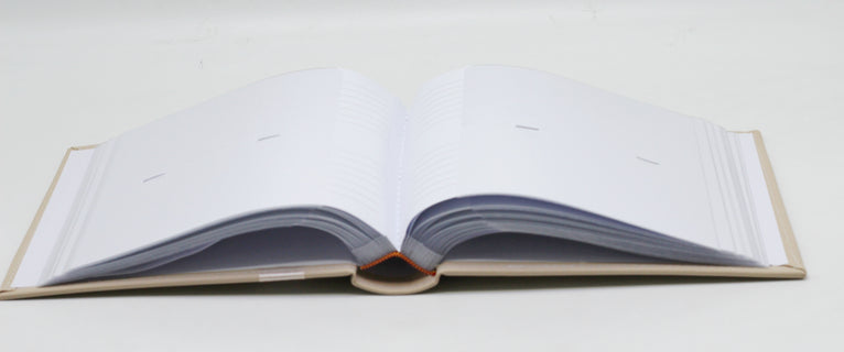 Valokuva-albumi rusetilla 200 kuvalle, hiekka