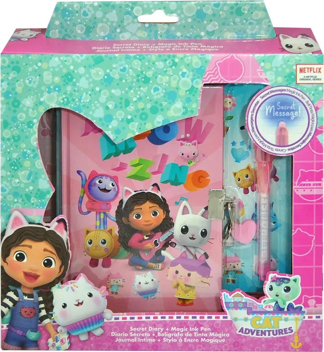 Valokuva tuotteesta Päiväkirja taikakynällä Gabby's Dollhouse lahjapakkaus, kuuluu tuoteryhmään Päiväkirjat.