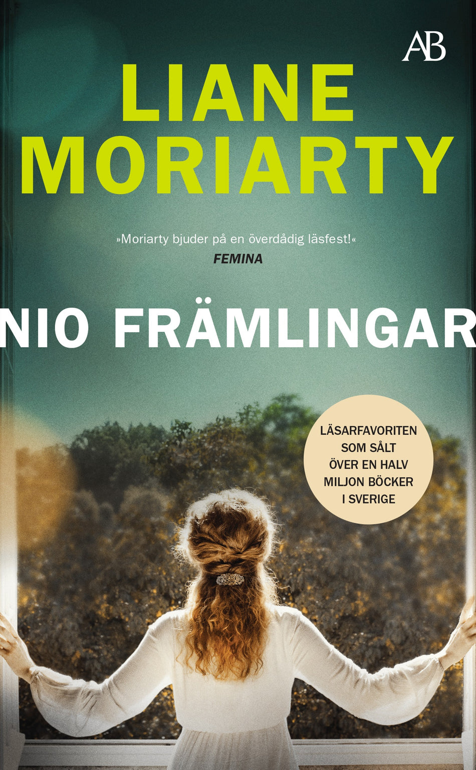 Valokuva kirjasta Liane Moriarty Nio främlingar, kuuluu tuoteryhmään Ruots kaunokirjat.