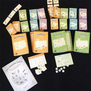 Valokuva kirjasta Ingela Felth Sjölund / Pia Hed Andersson ABC-klubben Läggspel och kopieringsunderlag för kodknäckarfasen, kuuluu tuoteryhmään Ruots lapset nuoret ja sarjakuvat.