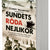 Tuotteen Sundets röda nejlikor : hur svensk polis och Helsingörs syklubb räddade danska flyktingar under andra världskriget pikkukuva 2