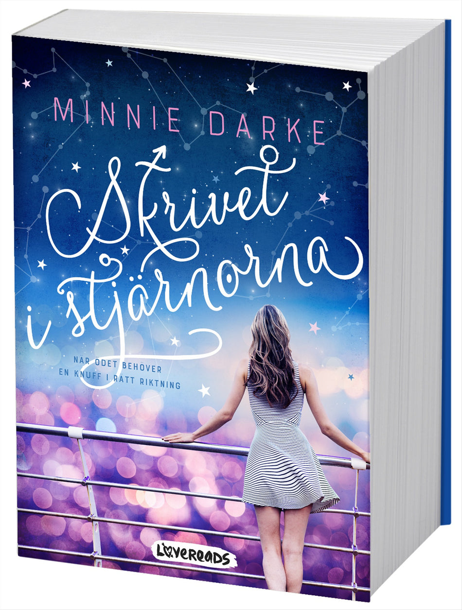 Valokuva kirjasta Minnie Darke Skrivet i stjärnorna, kuuluu tuoteryhmään Ruots kaunokirjat.