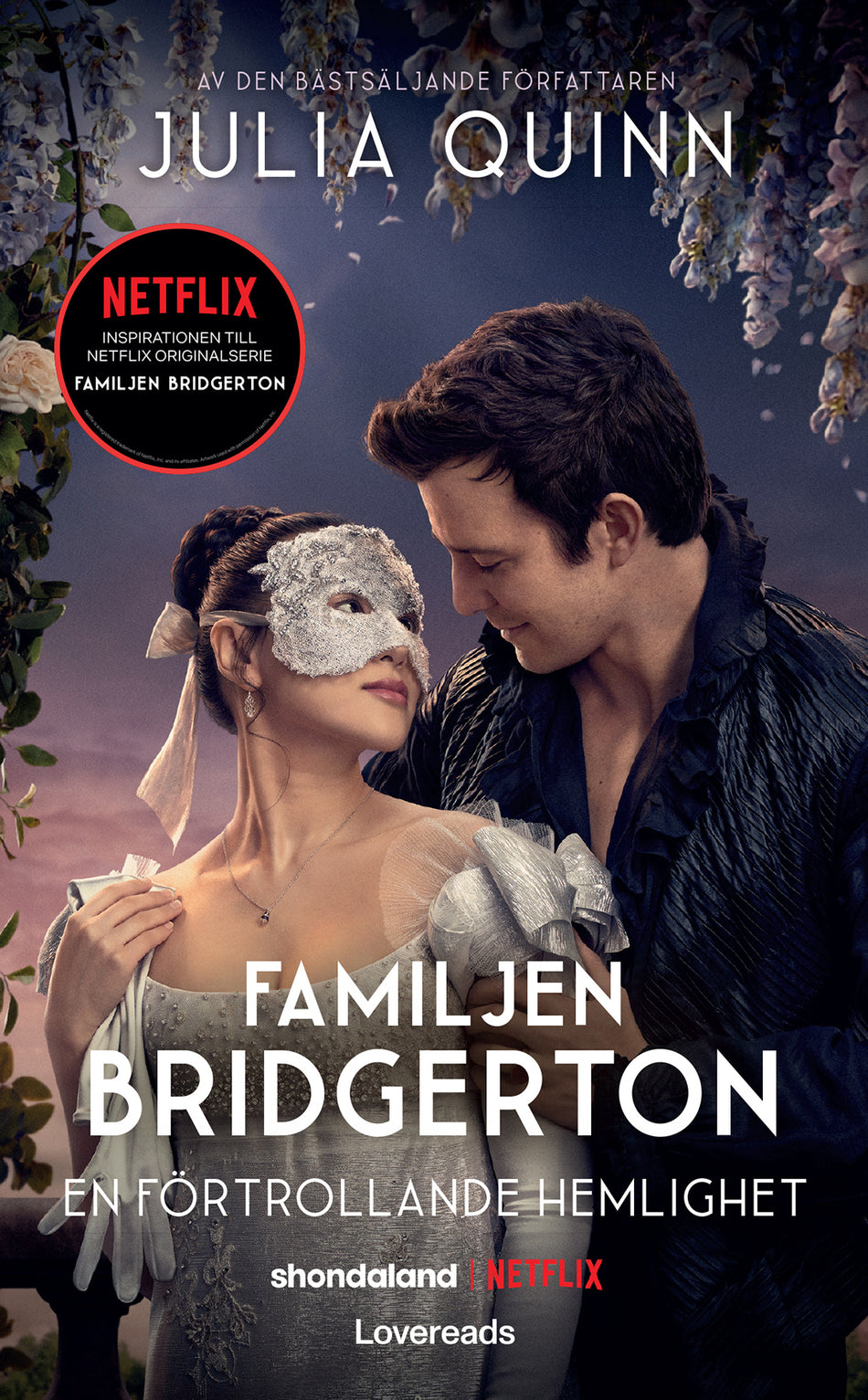 Valokuva kirjasta Julia Quinn En förtrollande hemlighet, kuuluu tuoteryhmään Ruots kaunokirjat.