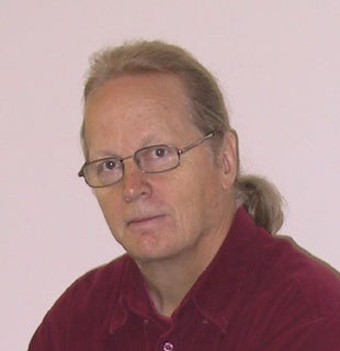 Kuusi valssia pianolle 2